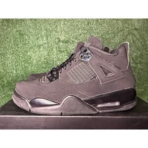 Black Cat 4’s sz 5.5